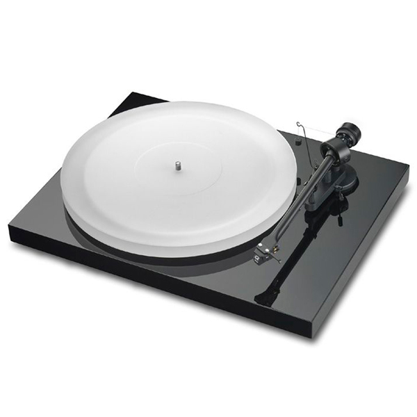 фото Проигрыватель виниловых пластинок pro-ject debut iii dc esprit piano om10