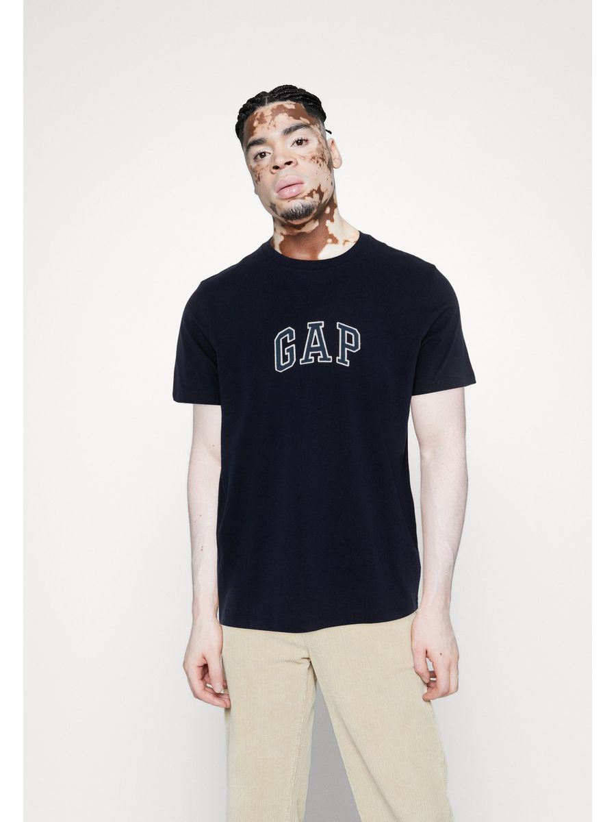

Футболка мужская GAP GP022O09M синяя L, Синий, GP022O09M