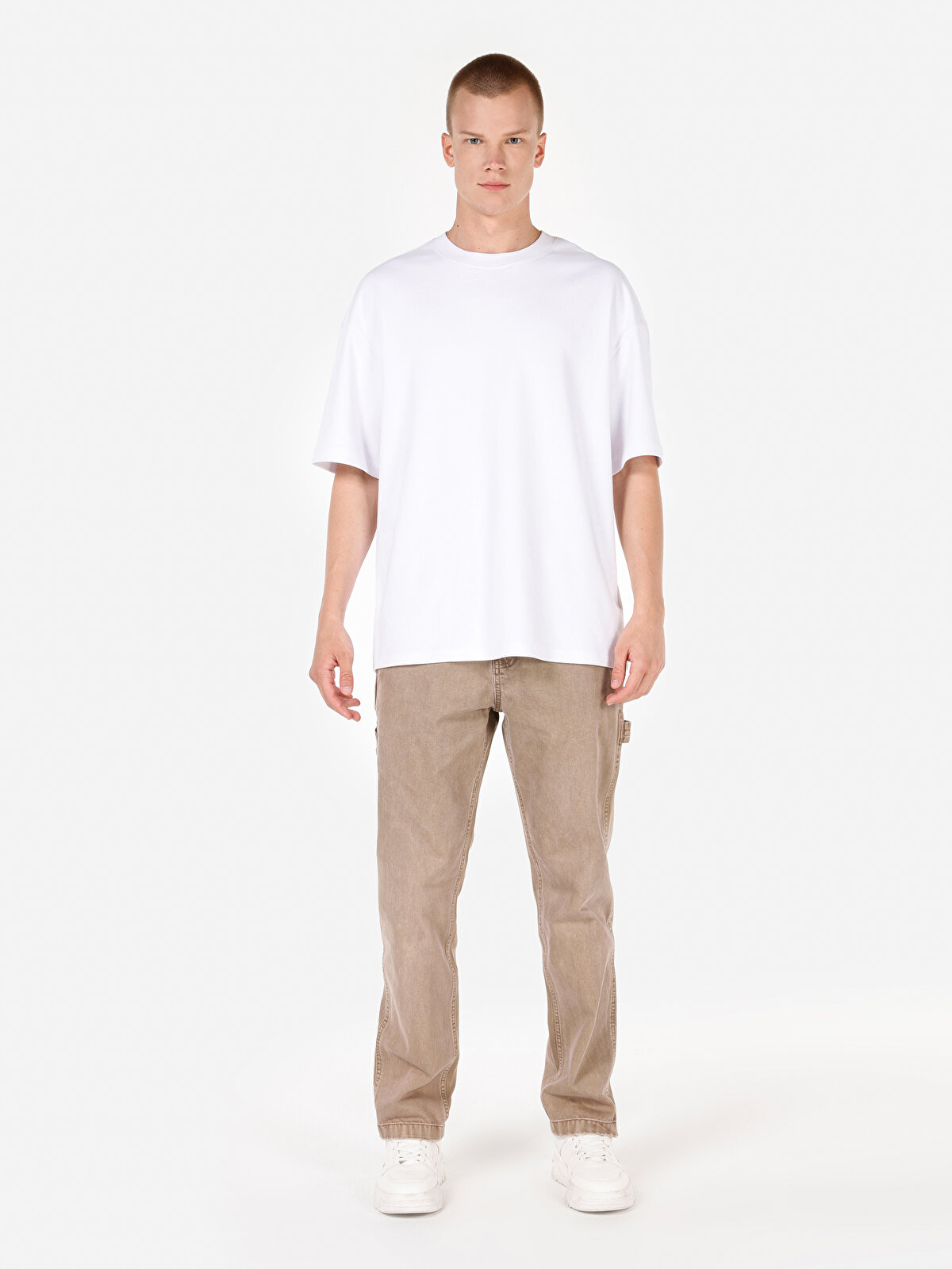 Джинсы мужские Colins CL1070152 коричневые 3334 3990₽