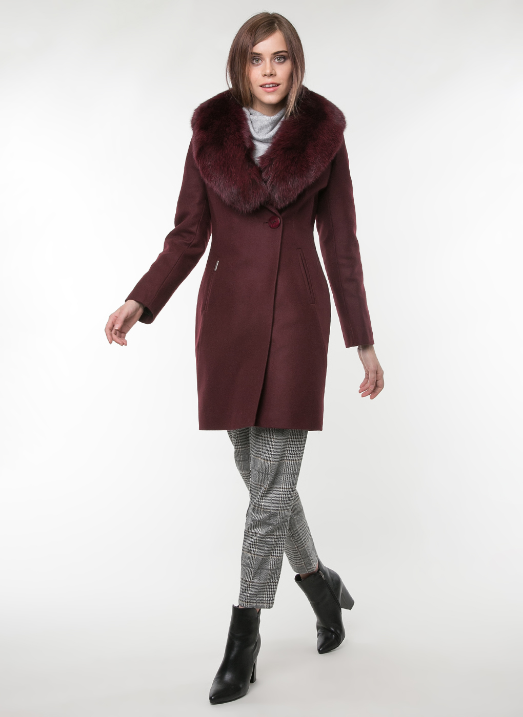 

Пальто женское idekka 33816 бордовое 50 RU, 33816
