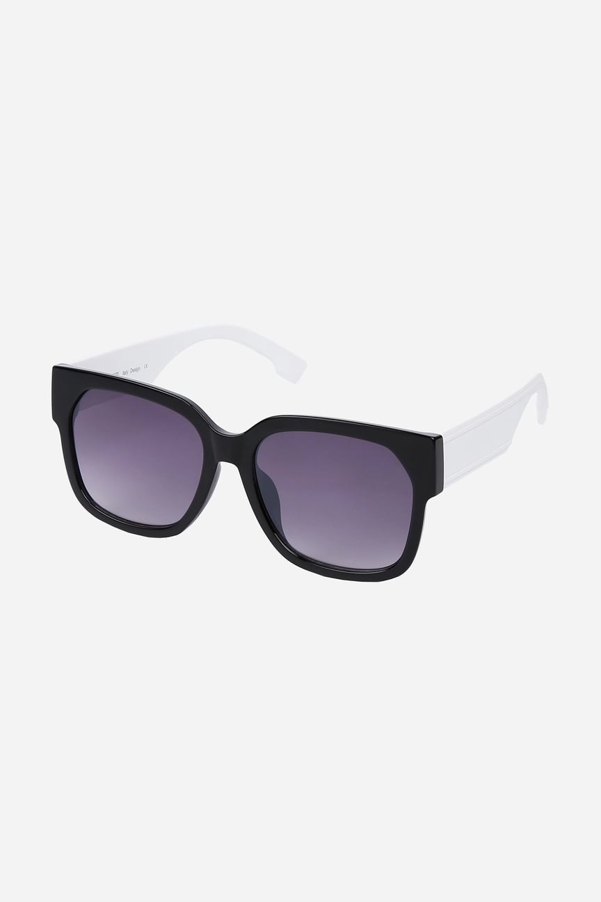 фото Солнцезащитные очки женские fabretti j22202421b-2 черные