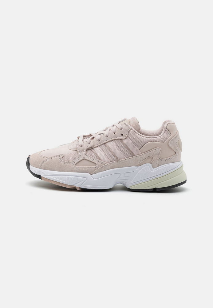 

Кроссовки женские Adidas Originals AD111A2BJ бежевые 42 2/3 EU, Бежевый, AD111A2BJ