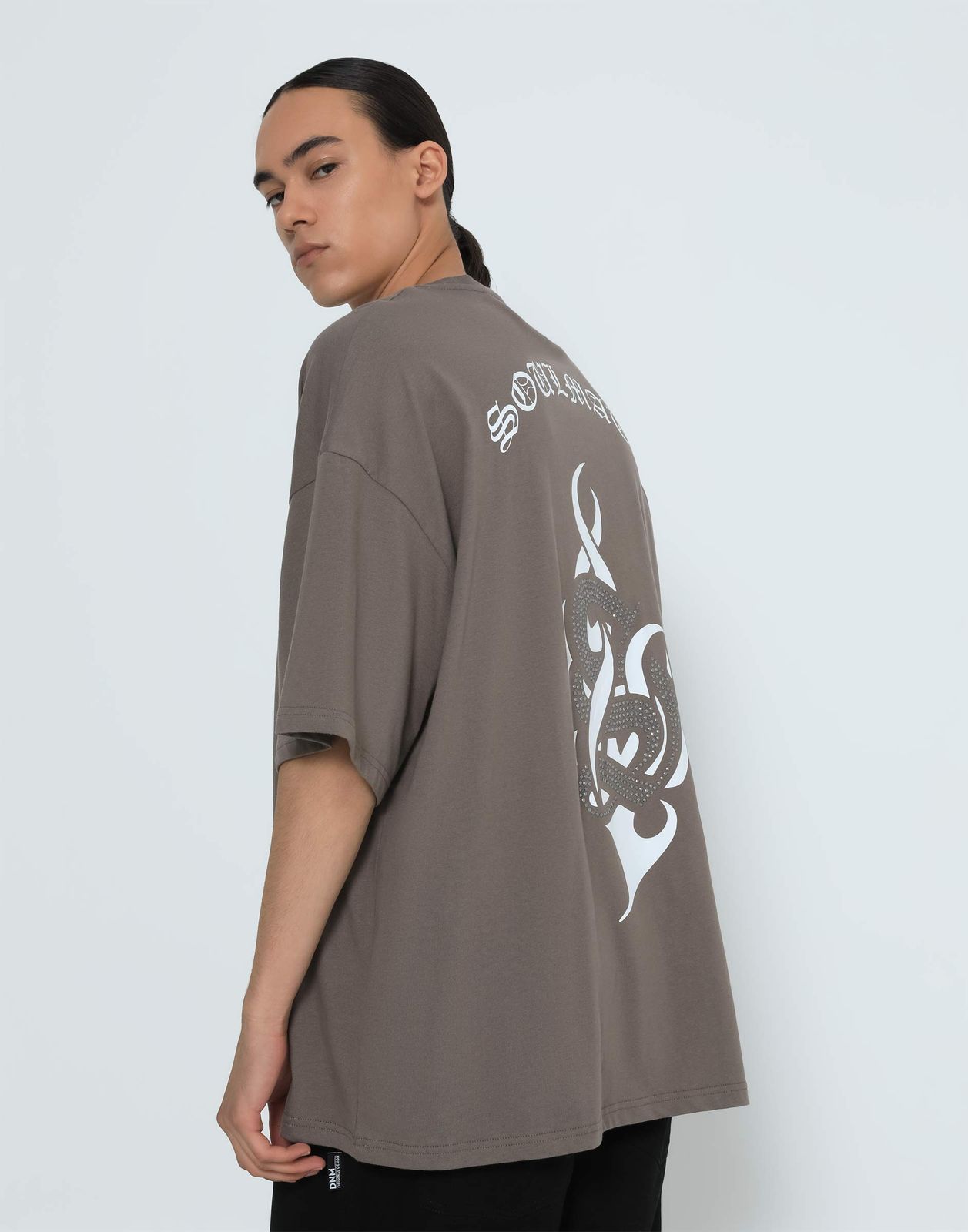 

Футболка для мальчика Gloria Jeans BKT015164 бежевый 15-18л/182, BKT015164