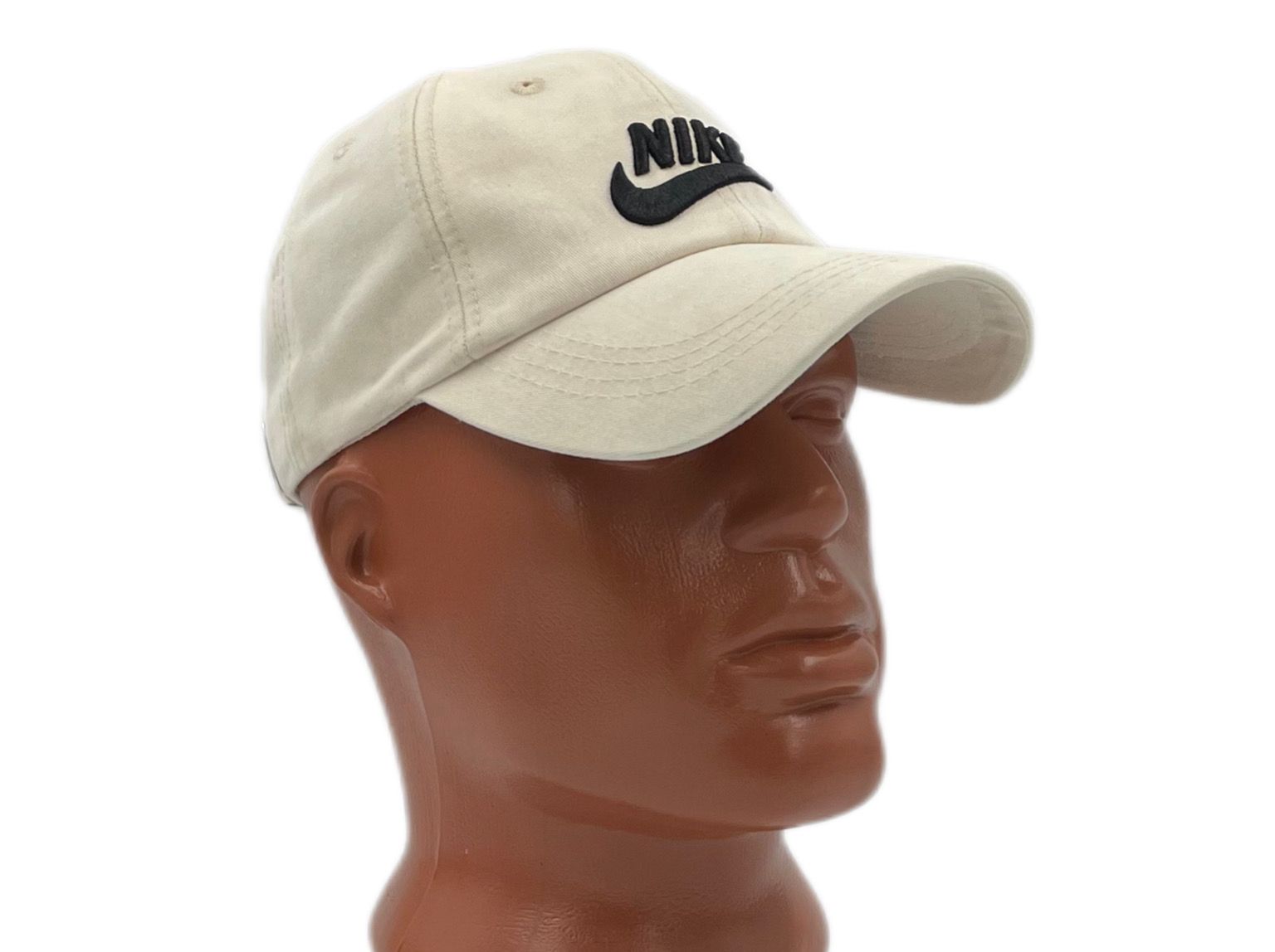 

Бейсболка мужская Nike 95612235779014 белая, р.56-58, Белый, 95612235779014