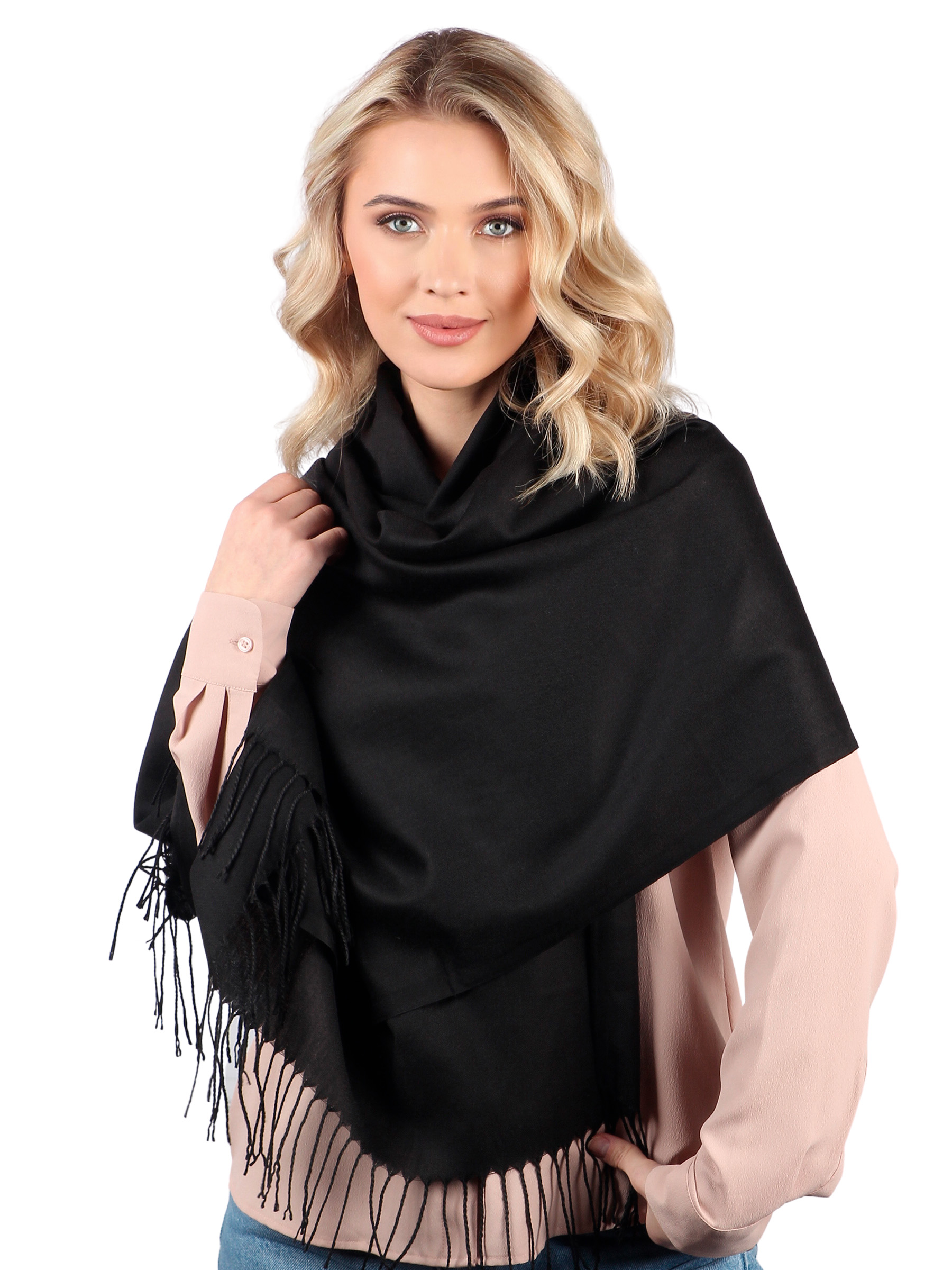 

Палантин женский Pretty Mania ZW660 черный, 165x65 см, ZW660
