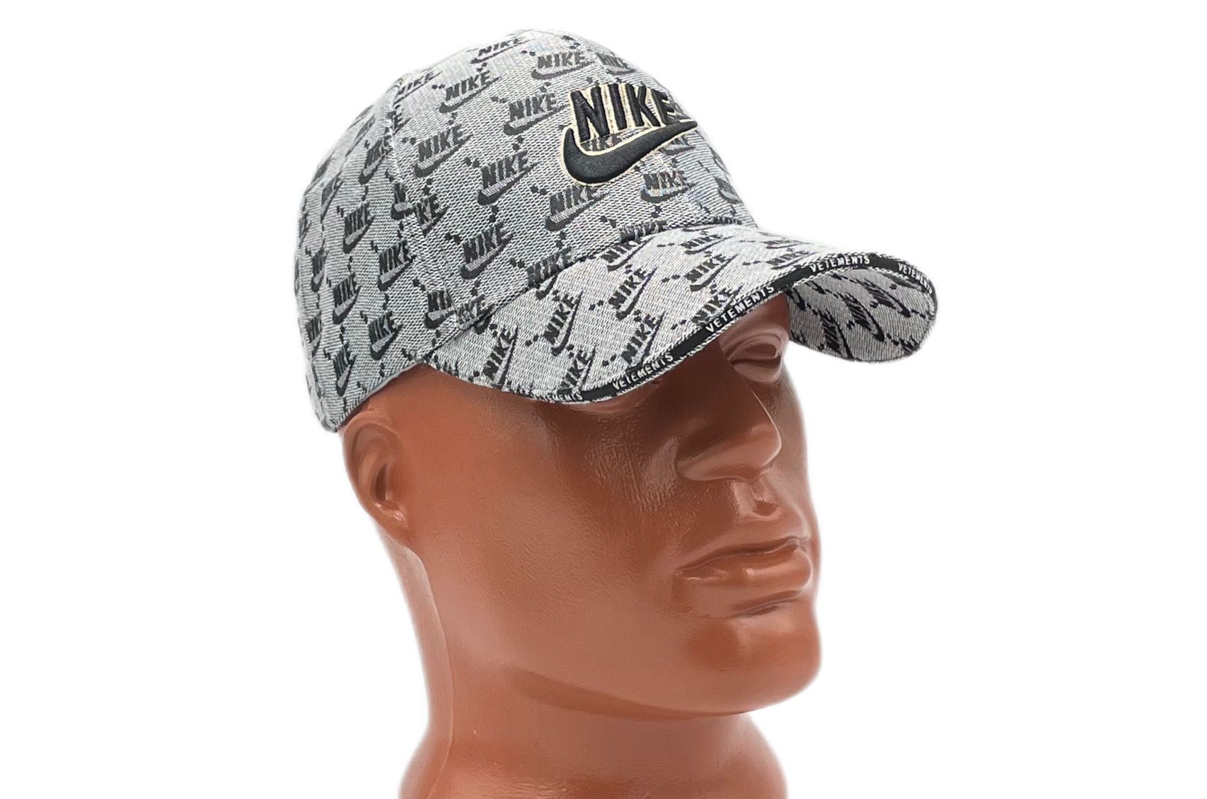 

Бейсболка мужская Nike 95612235779336 серая, р.56-58, Серый, 95612235779336