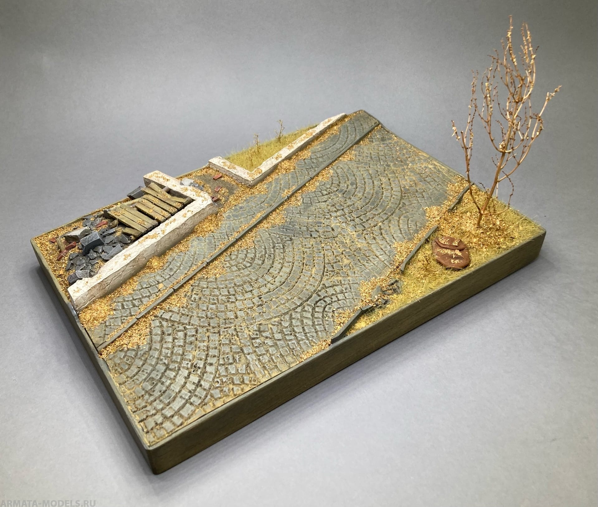 

AM35593 Подставка авторская ручной работы Осенний город Не для свободной продажи