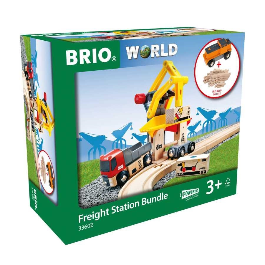 фото Набор деревянной железной дороги brio freight station bundle 33602