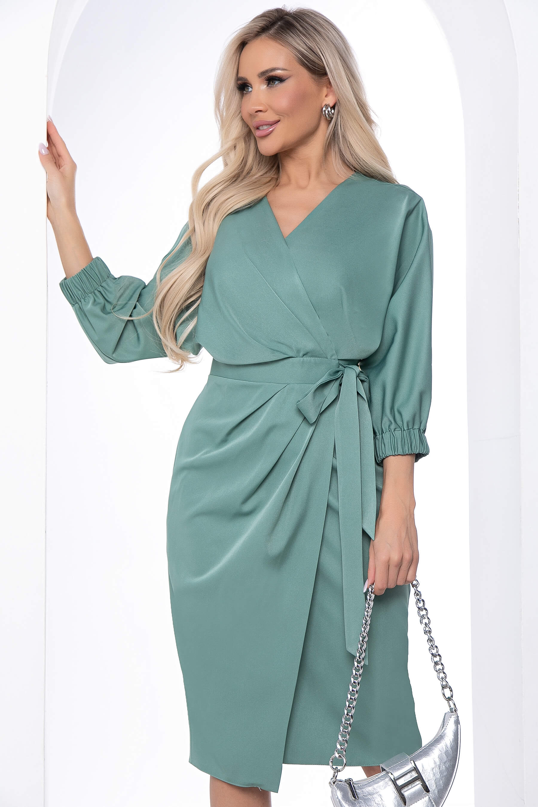 

Платье женское LT Collection Агния хаки 44 RU, Агния