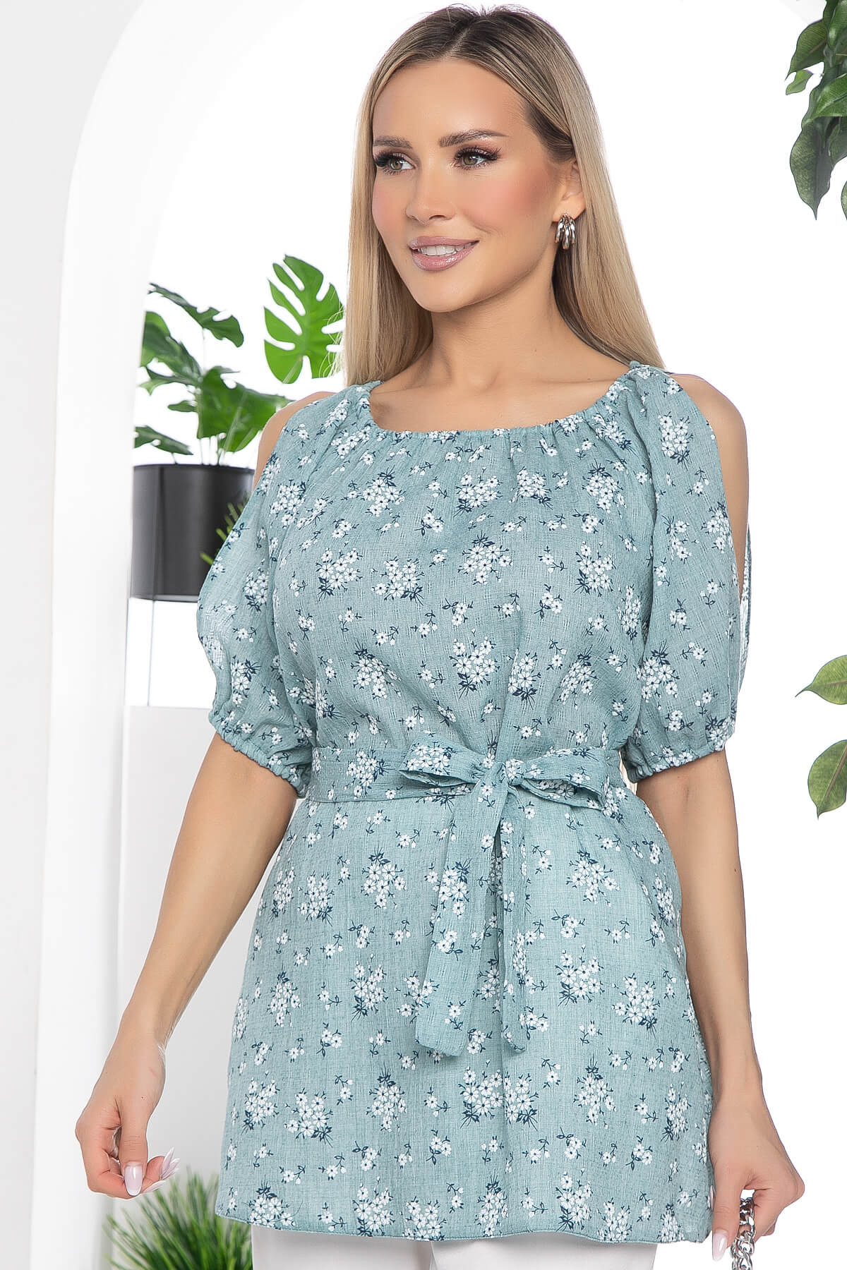 

Блуза женская LT Collection Мария бирюзовая 54 RU, Бирюзовый, Мария