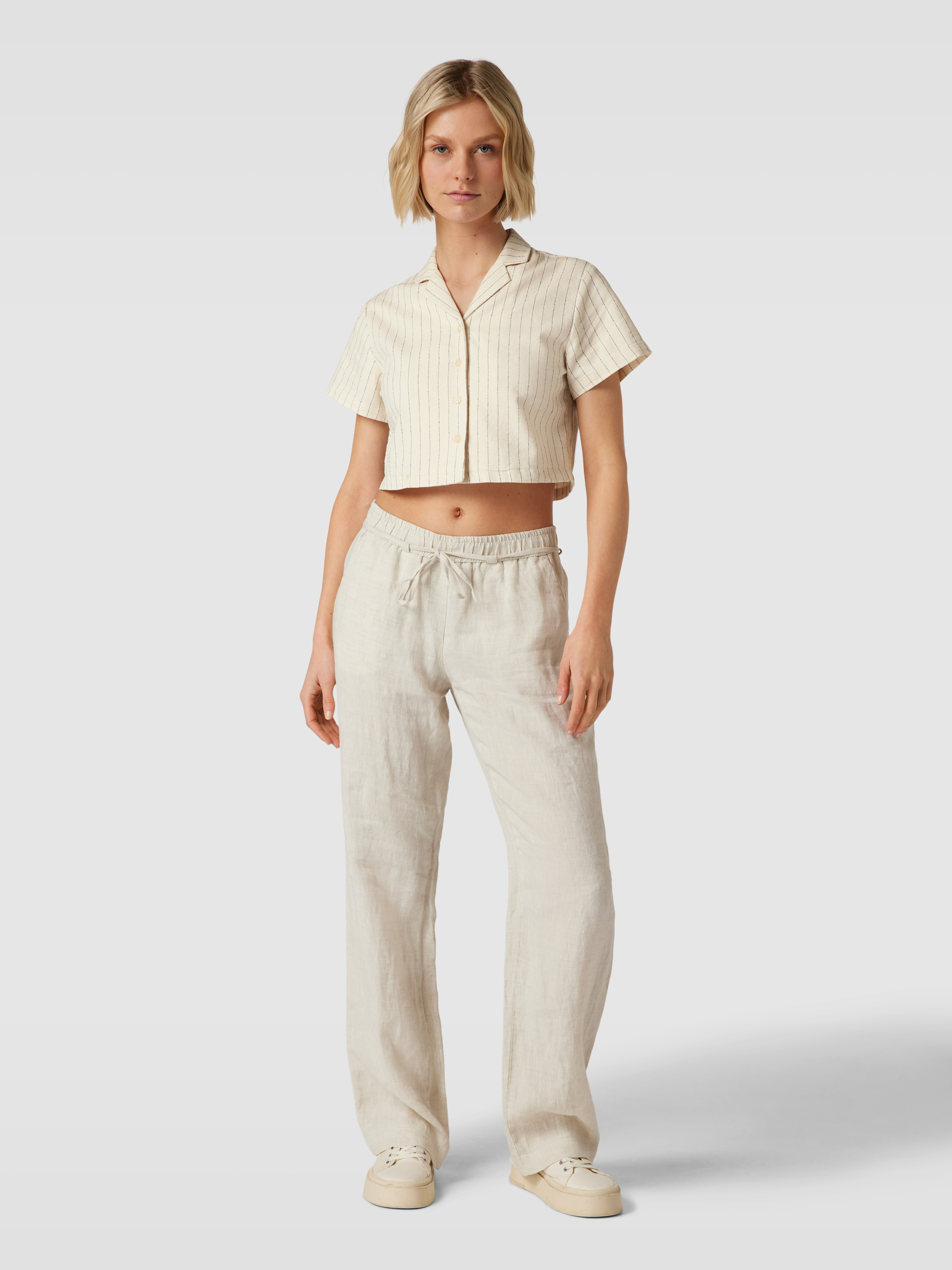 

Блуза женская Vero Moda 1804667 белая L доставка из-за рубежа, Белый, 1804667