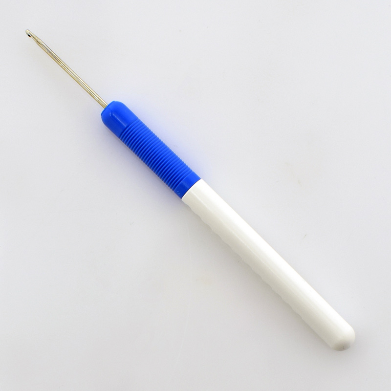 фото Крючок, вязальный с пластиковой ручкой №2, 15 см addi