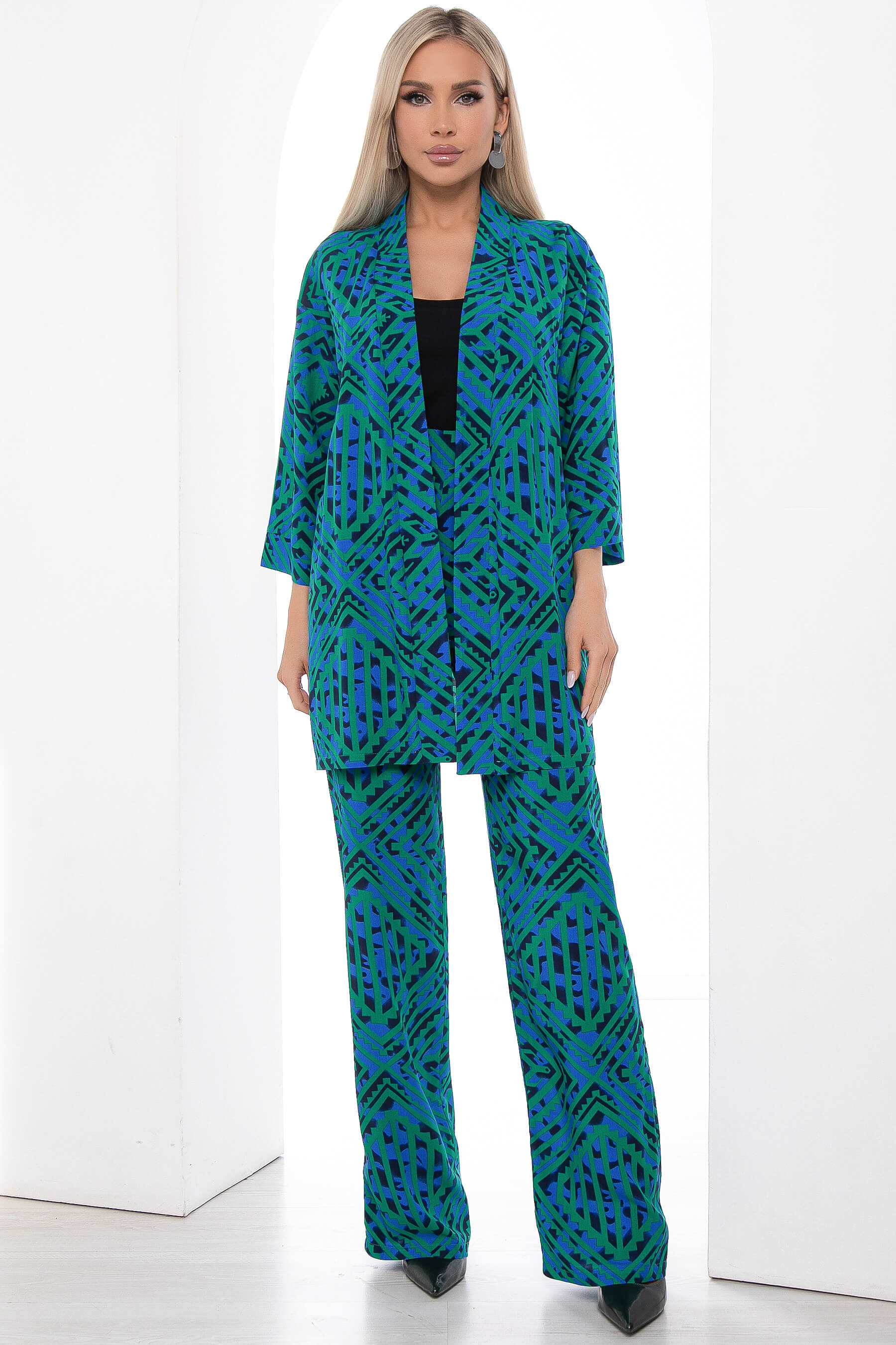 

Костюм женский LT Collection Зарина зеленый 42 RU, Зарина