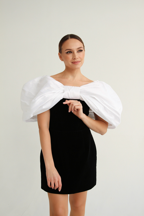 

Платье женское KHISMETOVA dress S22-342 черное 44 RU, S22-342