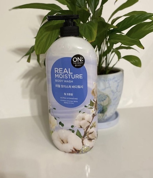 

ON REAL MOISTURE BODY WASH, Real Moisture