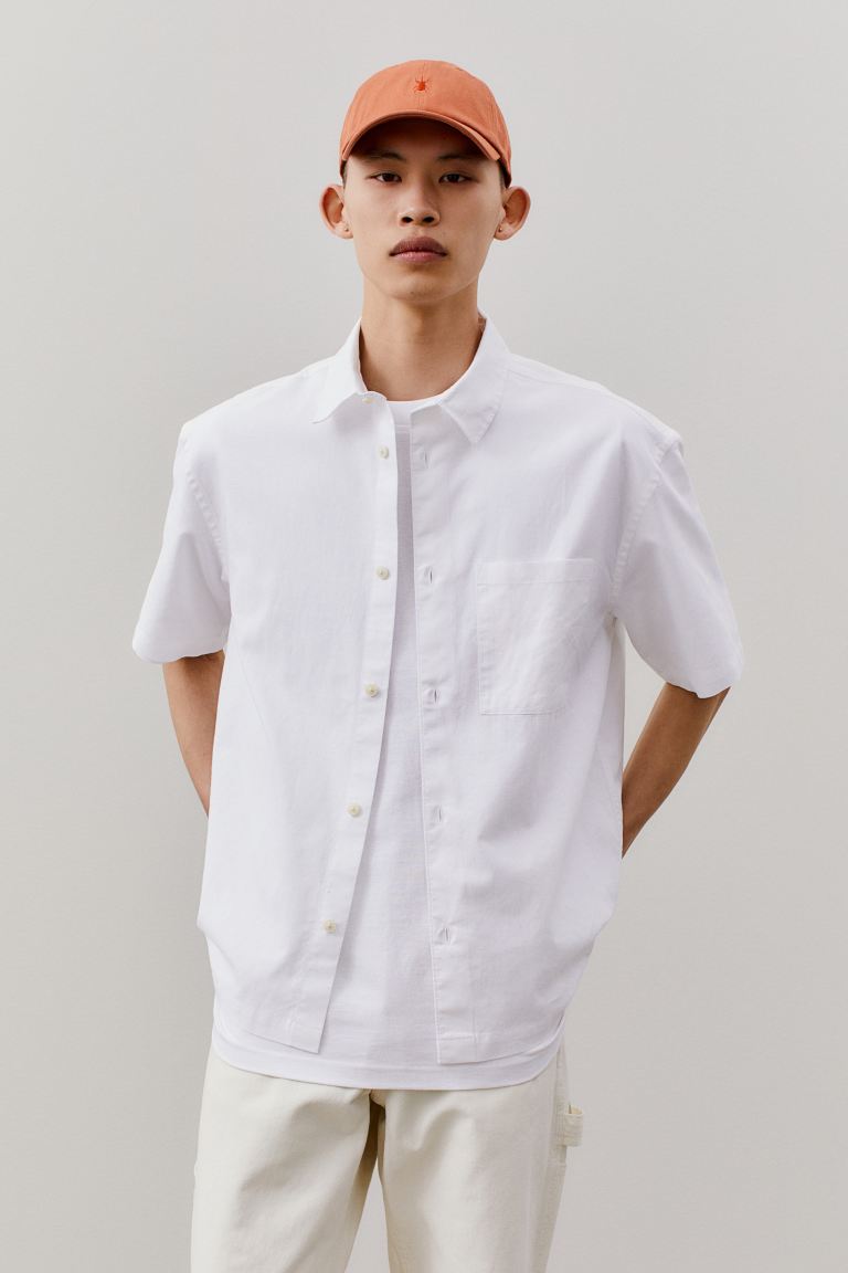 

Рубашка мужская H&M 1036745011 белая L (доставка из-за рубежа), Белый, 1036745011