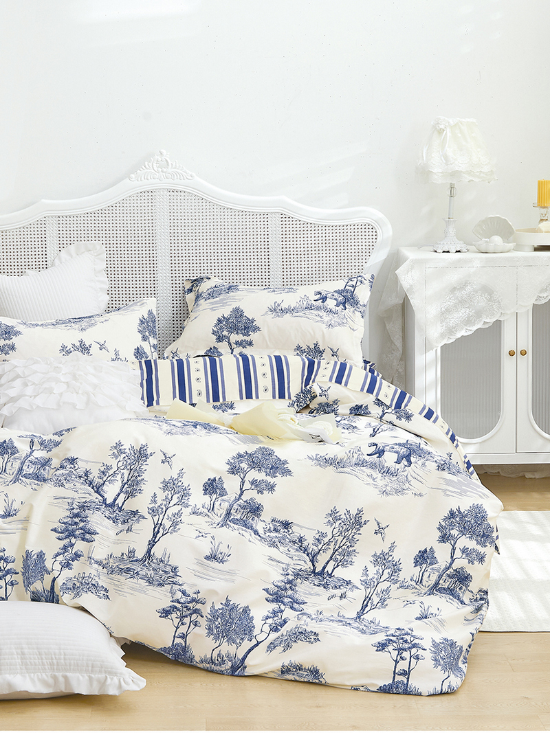 

Постельное белье Milky Garden Chineria семейный на молнииНаволочка 50х7