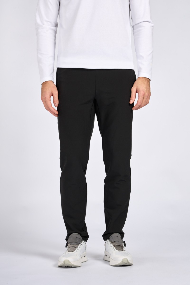 

Спортивные брюки мужские Anta 852417512 Training WATER RESISTANT черные 4XL, Черный, 852417512 Training WATER RESISTANT