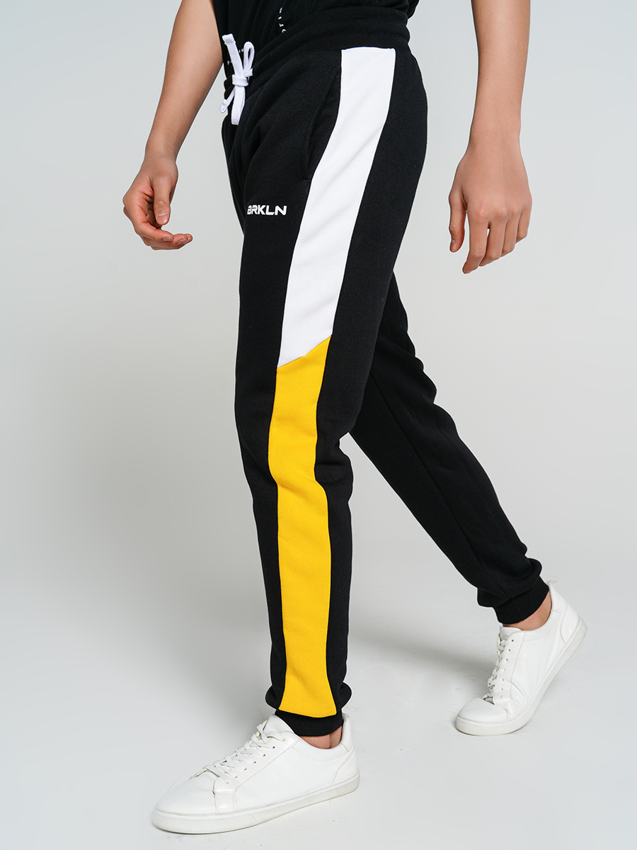 

Спортивные брюки мужские ТВОЕ 67241 черные 2XL, 67241