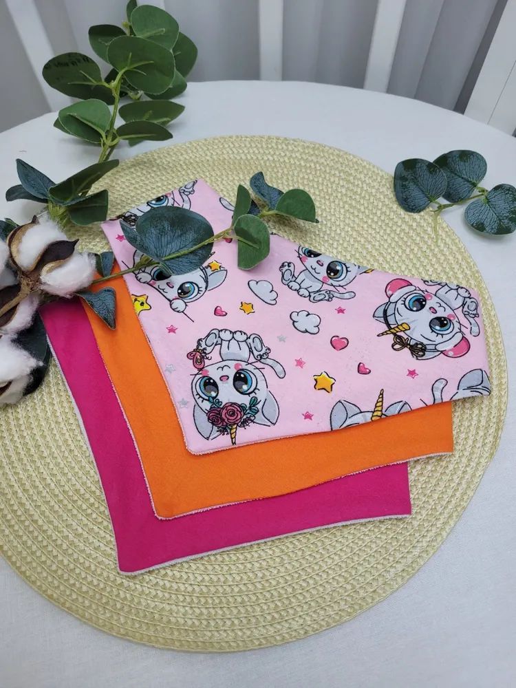 Нагрудники непромокаемые Коты единороги на розовом 3шт