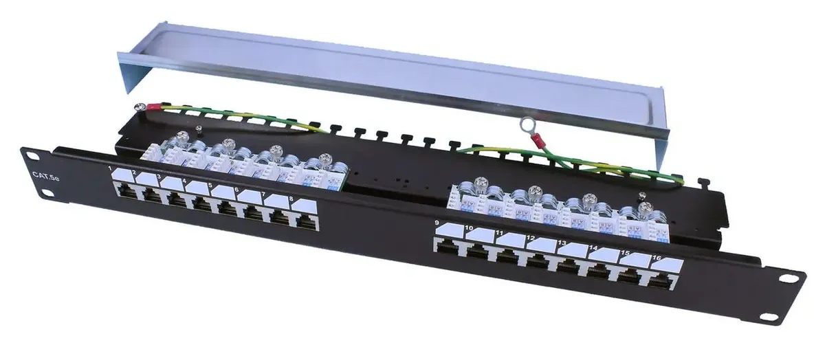 

Патч-панель Hyperline (PP3-19-16-8P8C-C5E-SH-110D), Черный