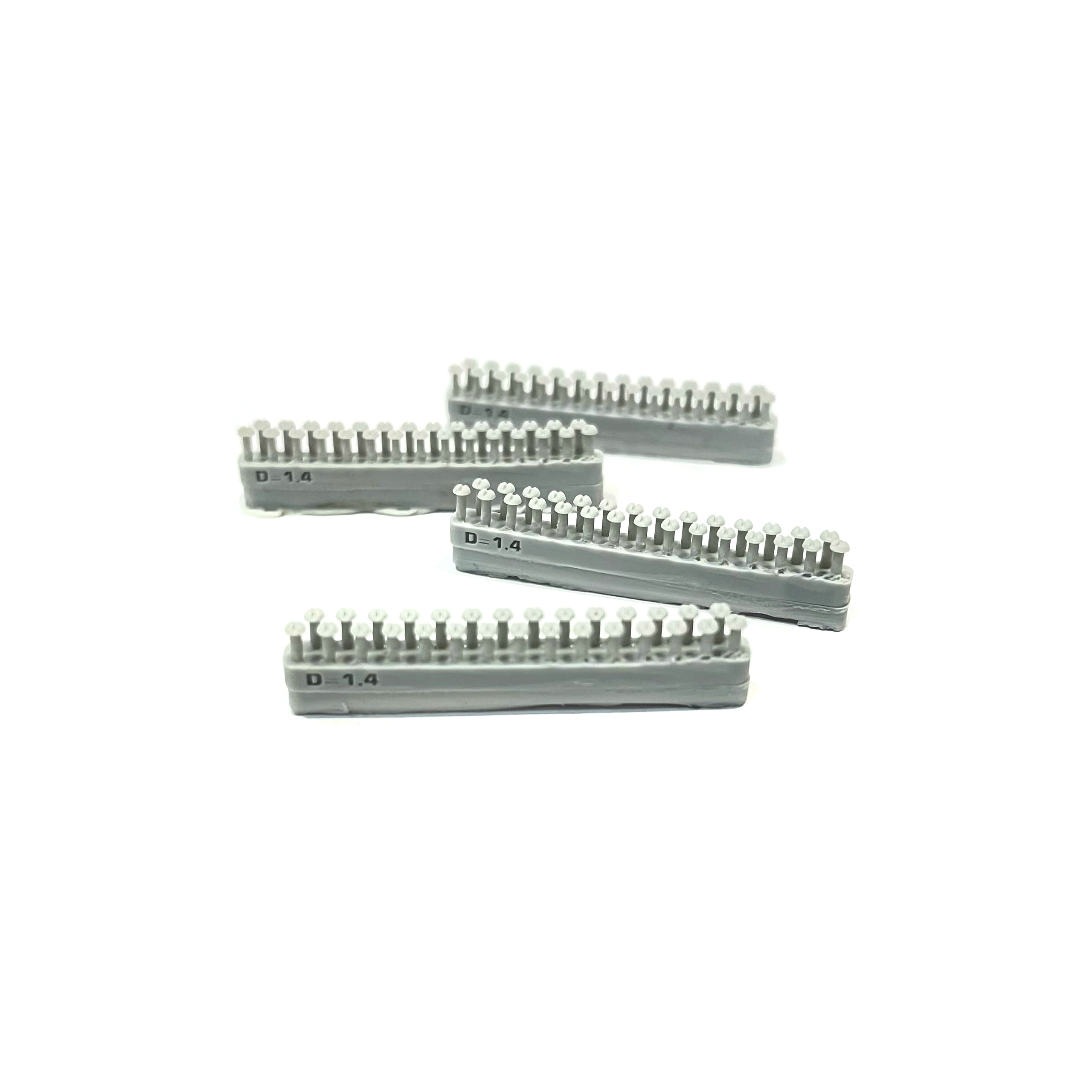 

Винт Э.В.М. 1/35 со сферической головкой D=1.4 RS35057