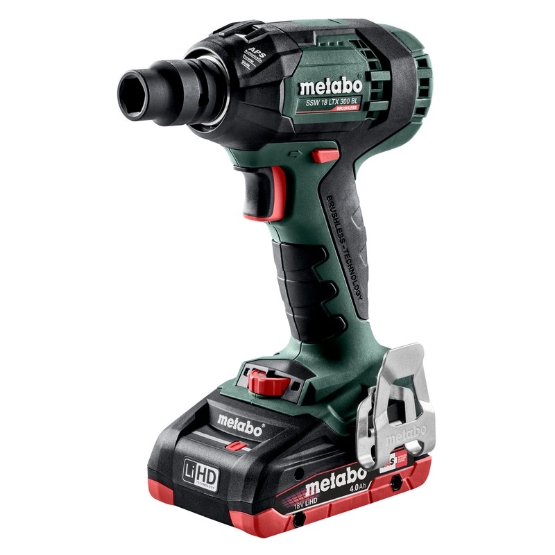 Аккумуляторный гайковерт Metabo SSW 18 LTX 300 BL, c 2 АКБ 4 Ач и ЗУ, в кейсе, 602395800