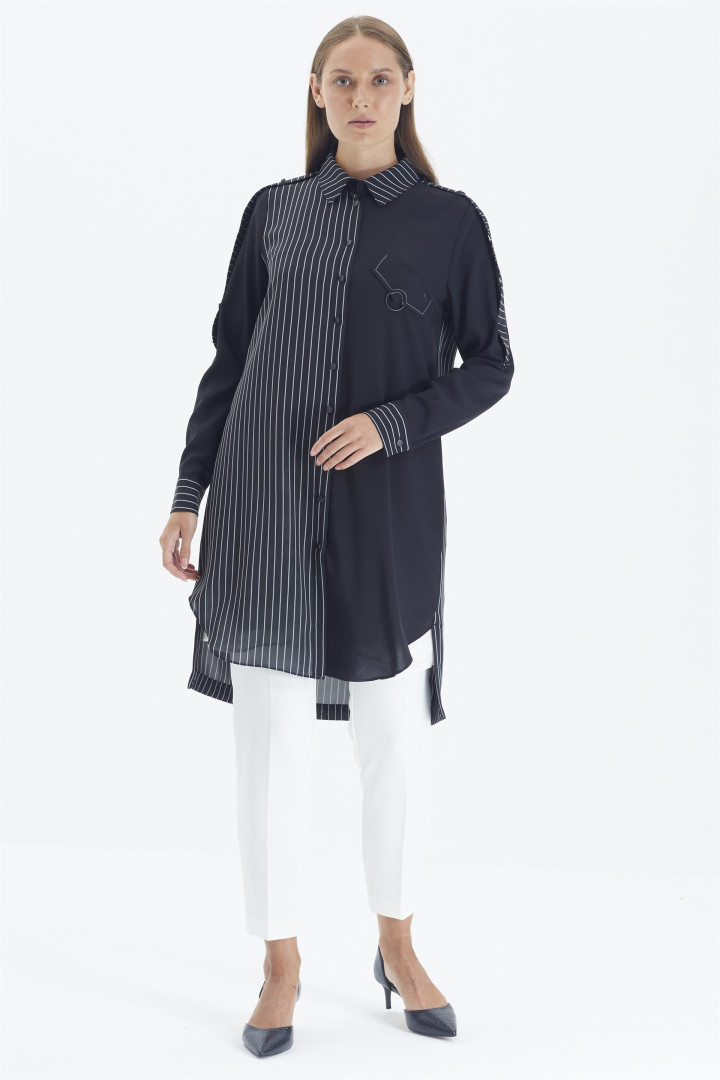 

Рубашка женская Zuhre 3531 черная 48 RU (товары доставляются из-за рубежа), Черный, 3531