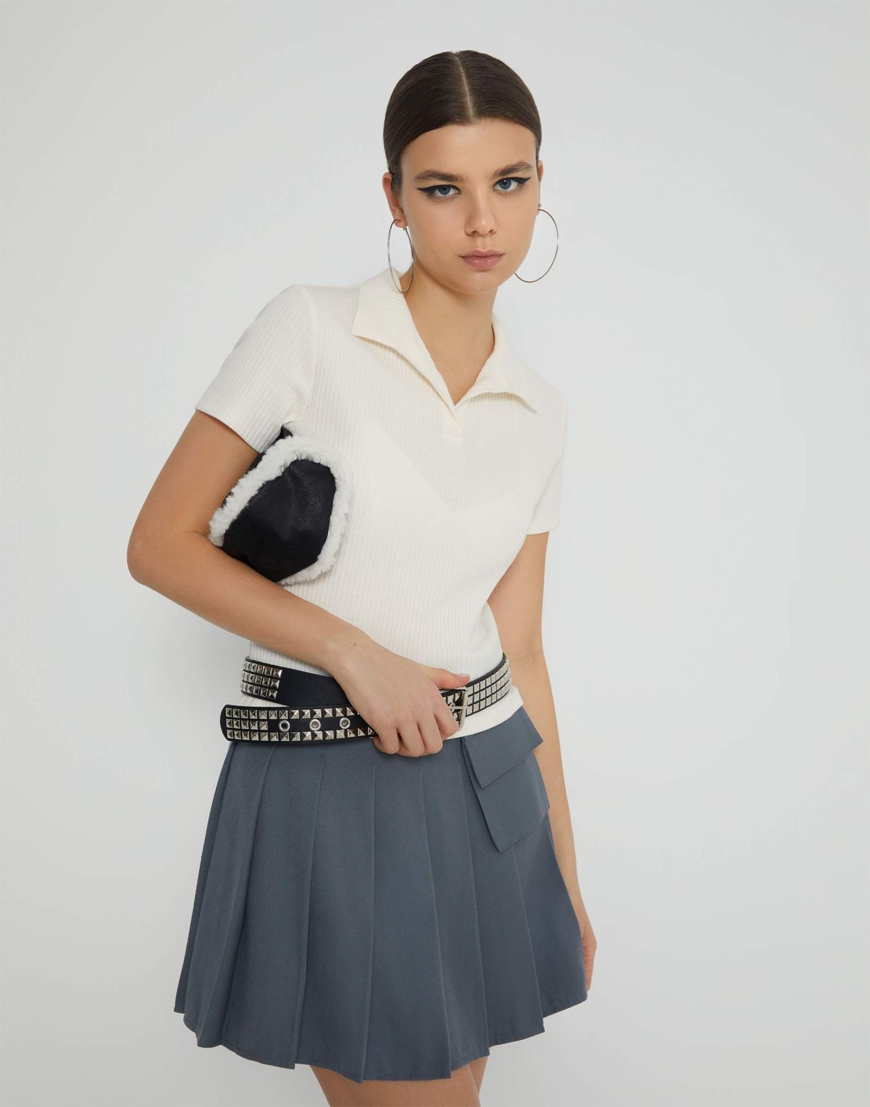 

Футболка Gloria Jeans GKT022430 молочный 18+/170, Бежевый, GKT022430