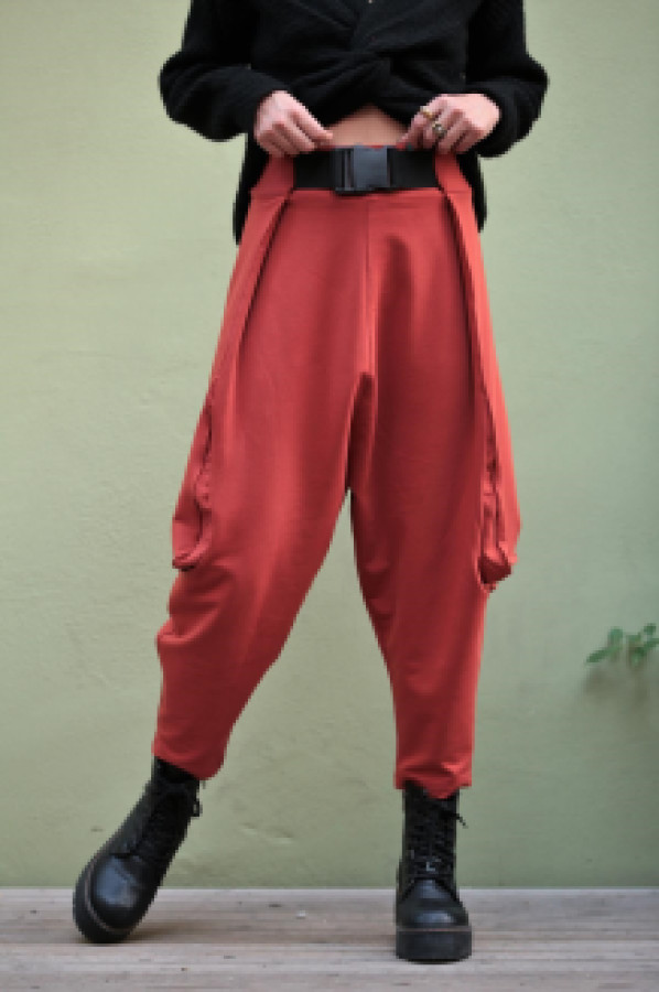 

Брюки женские Saman Butik 15236 красные L (доставка из-за рубежа), 15236