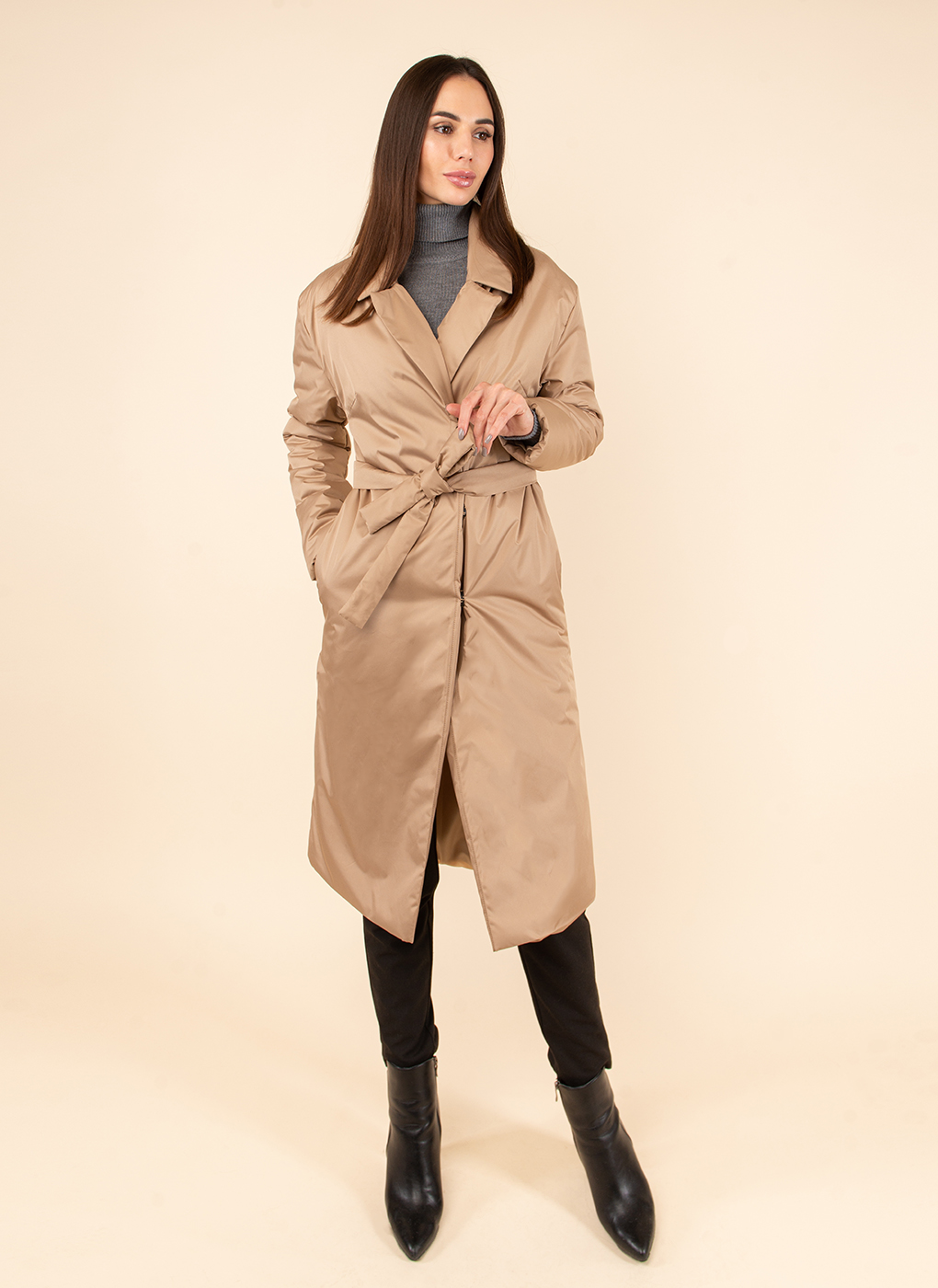 

Пальто женское Umi Collection 52670 коричневое 44 RU, 52670