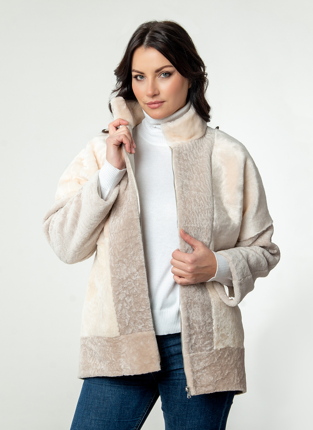 

Куртка женская Alfafur 58390 бежевая 50 RU, 58390