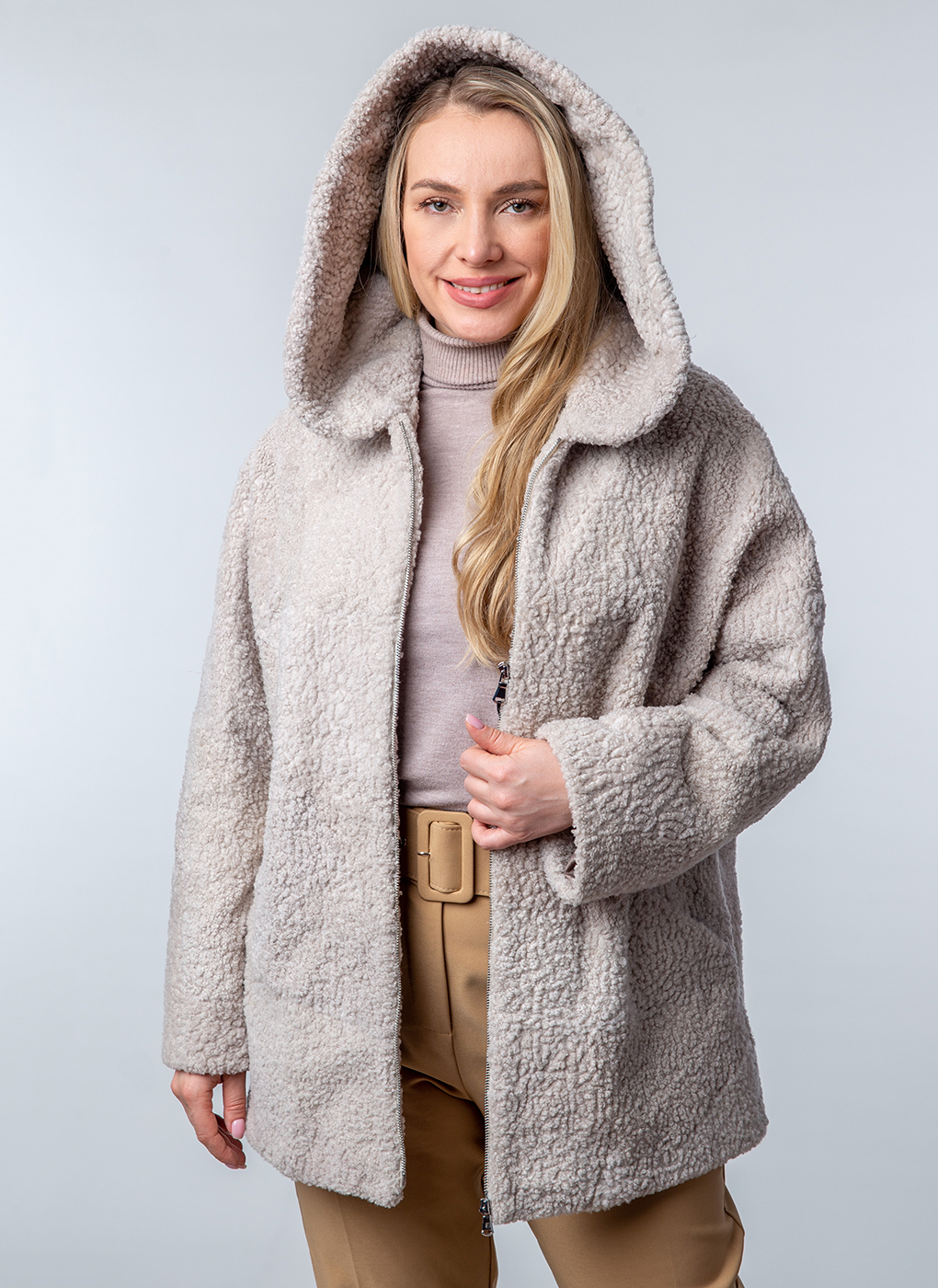 

Куртка женская Alfafur 59423 бежевая 46 RU, 59423