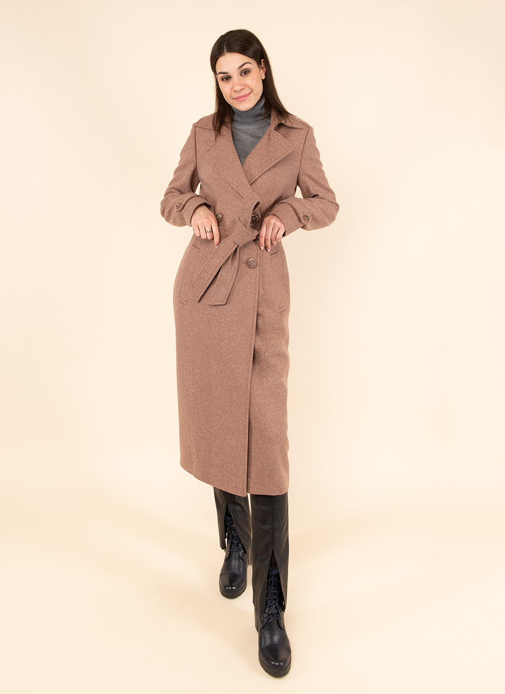 Пальто женское Каляев 52379 коричневое 40 RU