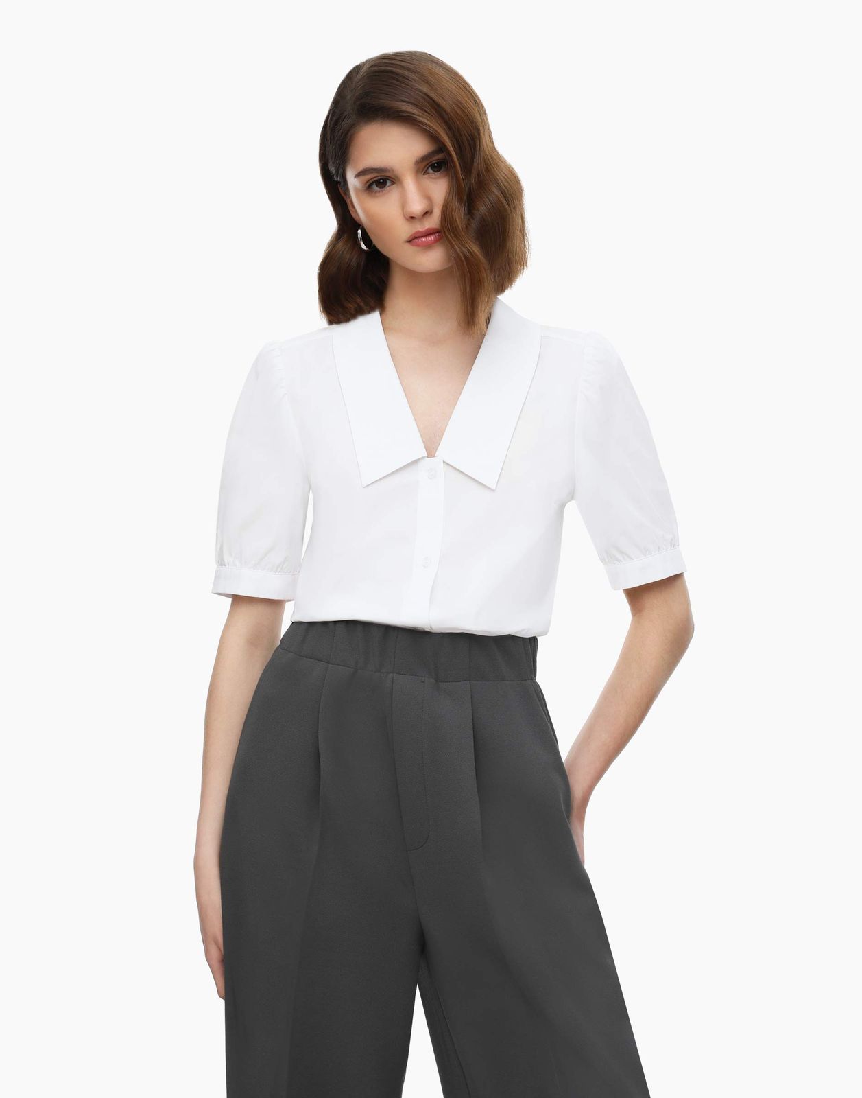 

Рубашка женская Gloria Jeans GSU001168 белый XS/164, GSU001168