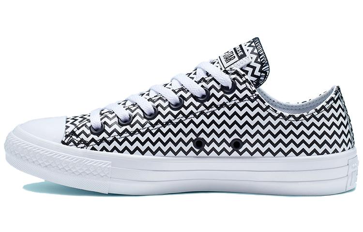 

Кеды унисекс Converse Chuck Taylor All Star Mission-V Low Top черные 39.5 EU, Черный, Chuck Taylor All Star Mission-V Low Top