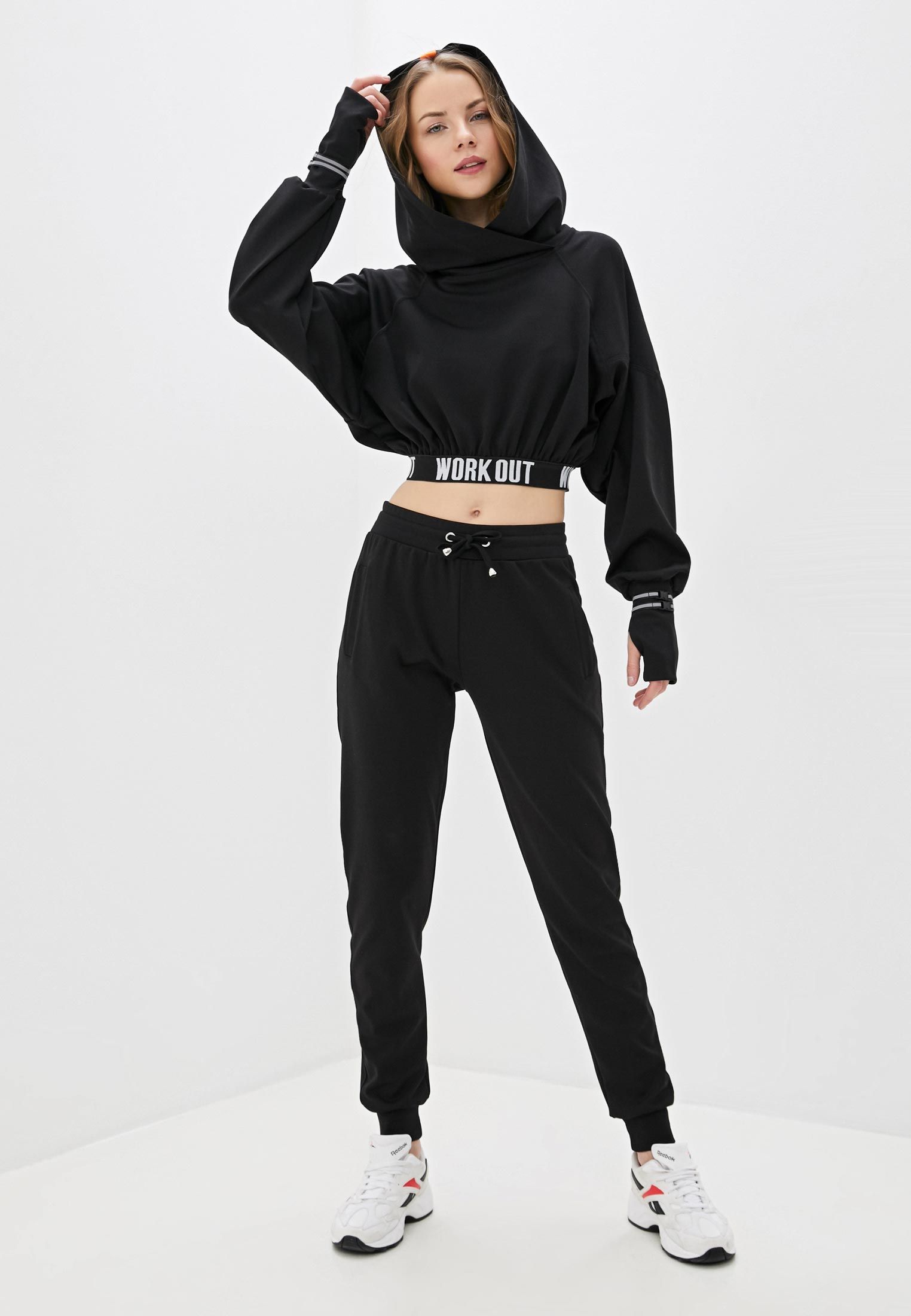 

Костюм женский MALAEVA Z-SS0881-1 черный M/L, Z-SS0881-1