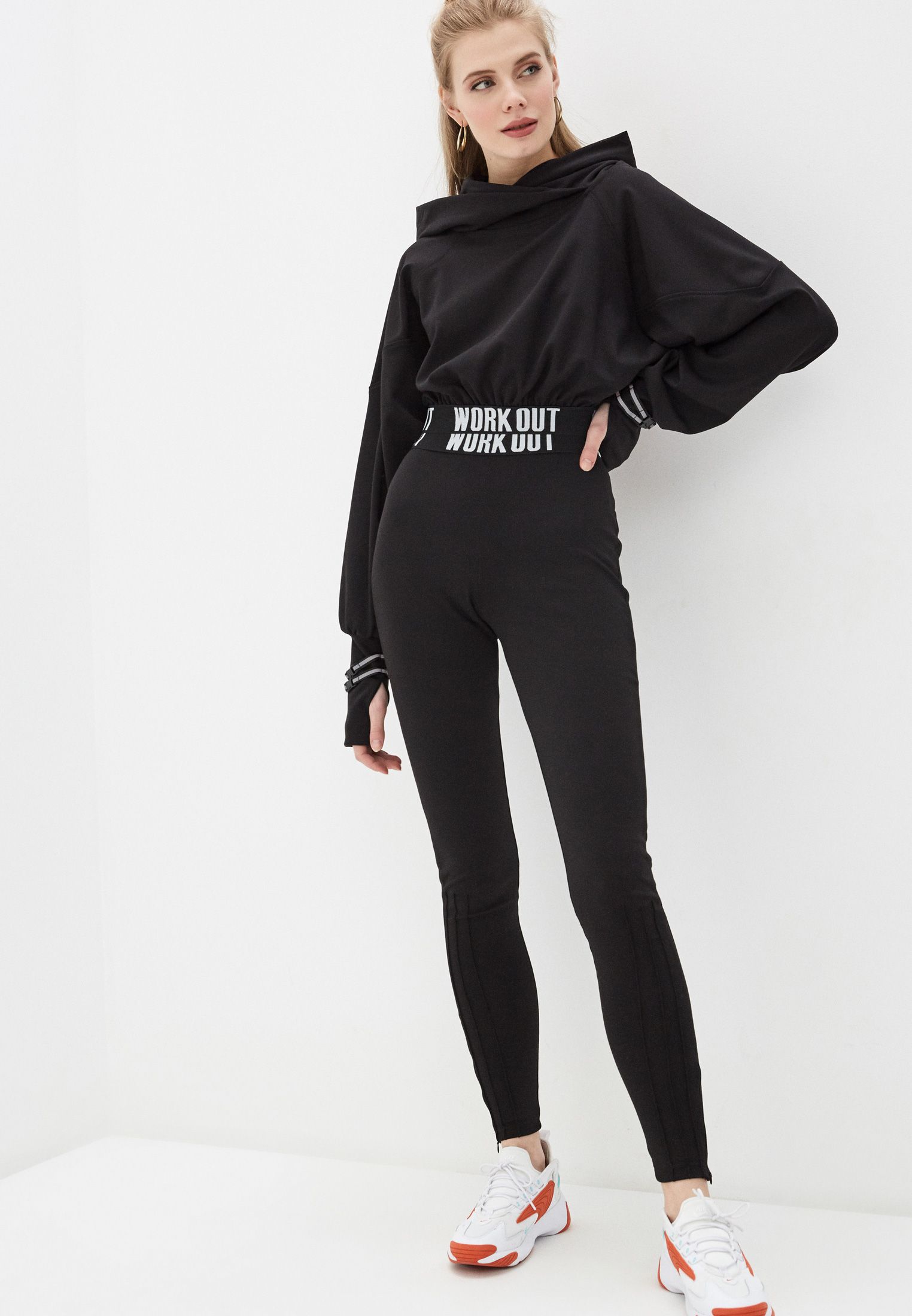 

Костюм женский MALAEVA Z-SS0881 черный S/M, Z-SS0881