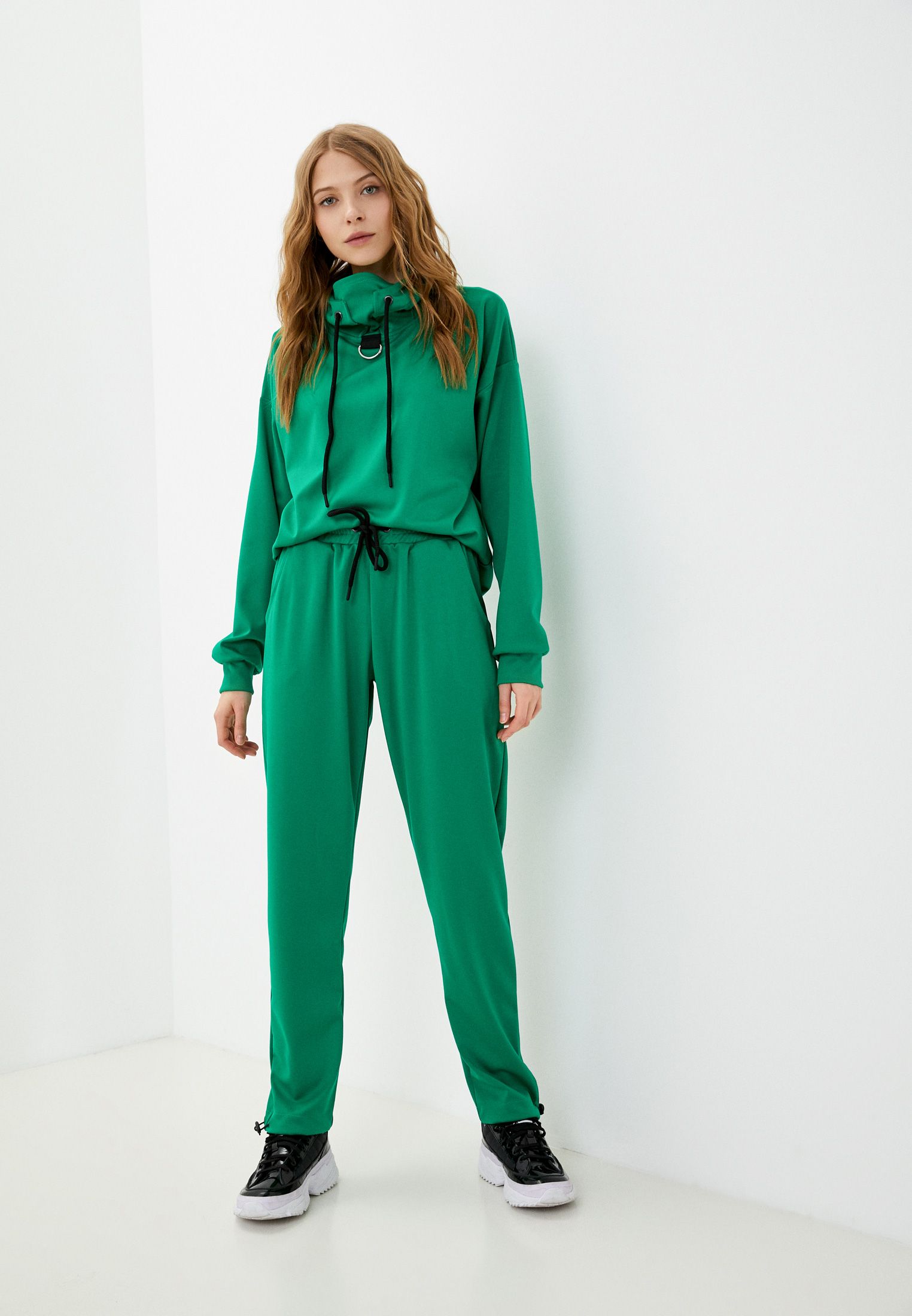 

Костюм женский MALAEVA Z-SS1019 зеленый M/L, Z-SS1019