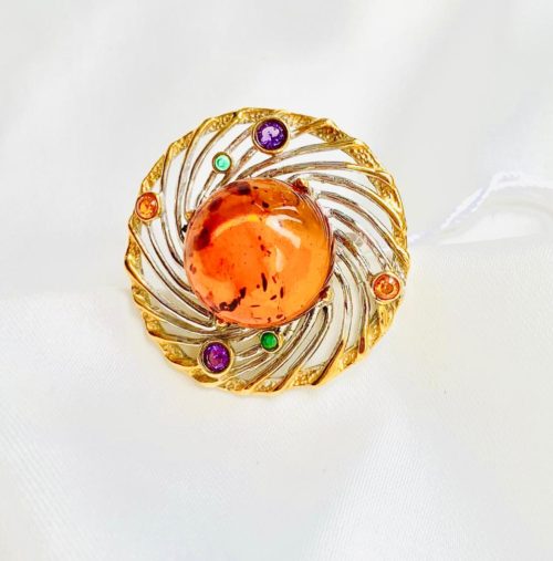 

Кольцо из серебра р. 17 TwoZi Космос1, фианит\янтарь, Космос1