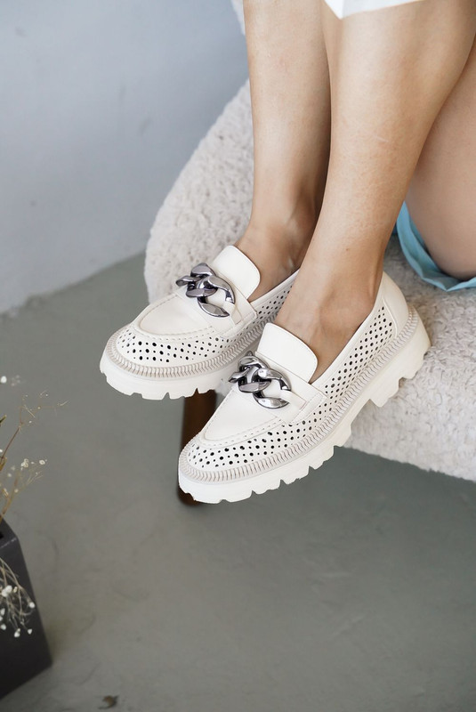 

Лоферы женские Sbalo S32 белые 37 RU, Белый, S32