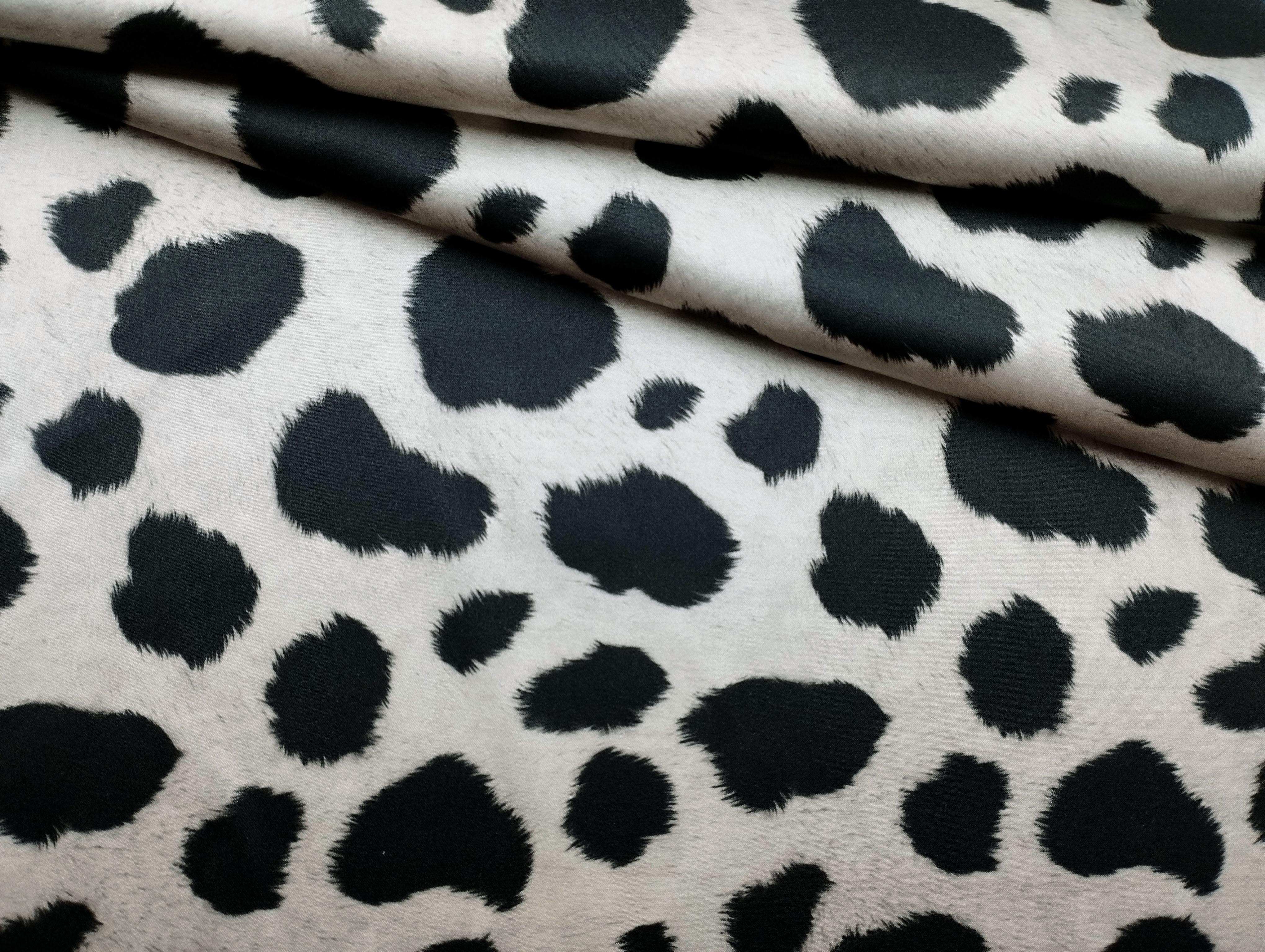 

Ткань Шёлк 42604, Чёрный