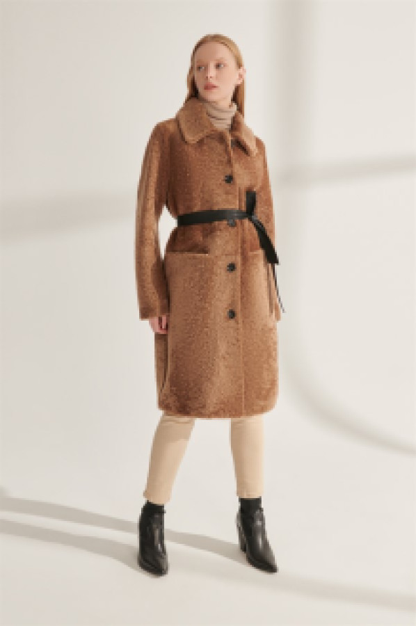 

Шуба женская Black Noble 370 коричневая S (доставка из-за рубежа), Коричневый, 370