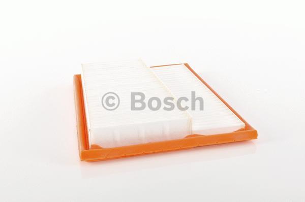 фото Воздушный фильтр bosch f026400388