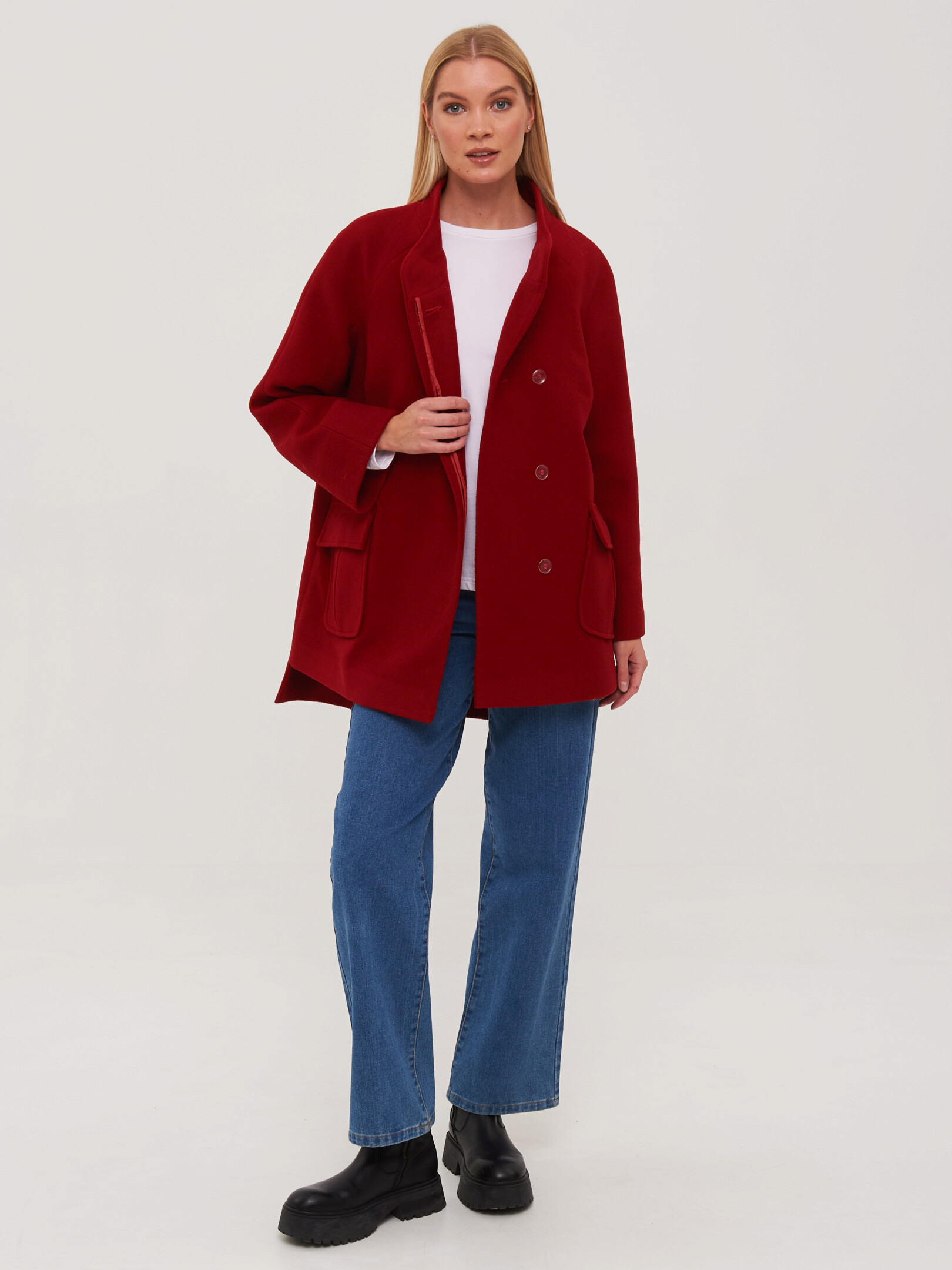 Пальто женское Crosario 69545 красное 56 RU