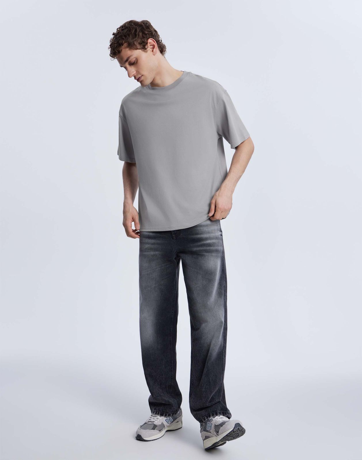 

Футболка мужская Gloria Jeans BKT016877 светло-серый XS/176, BKT016877