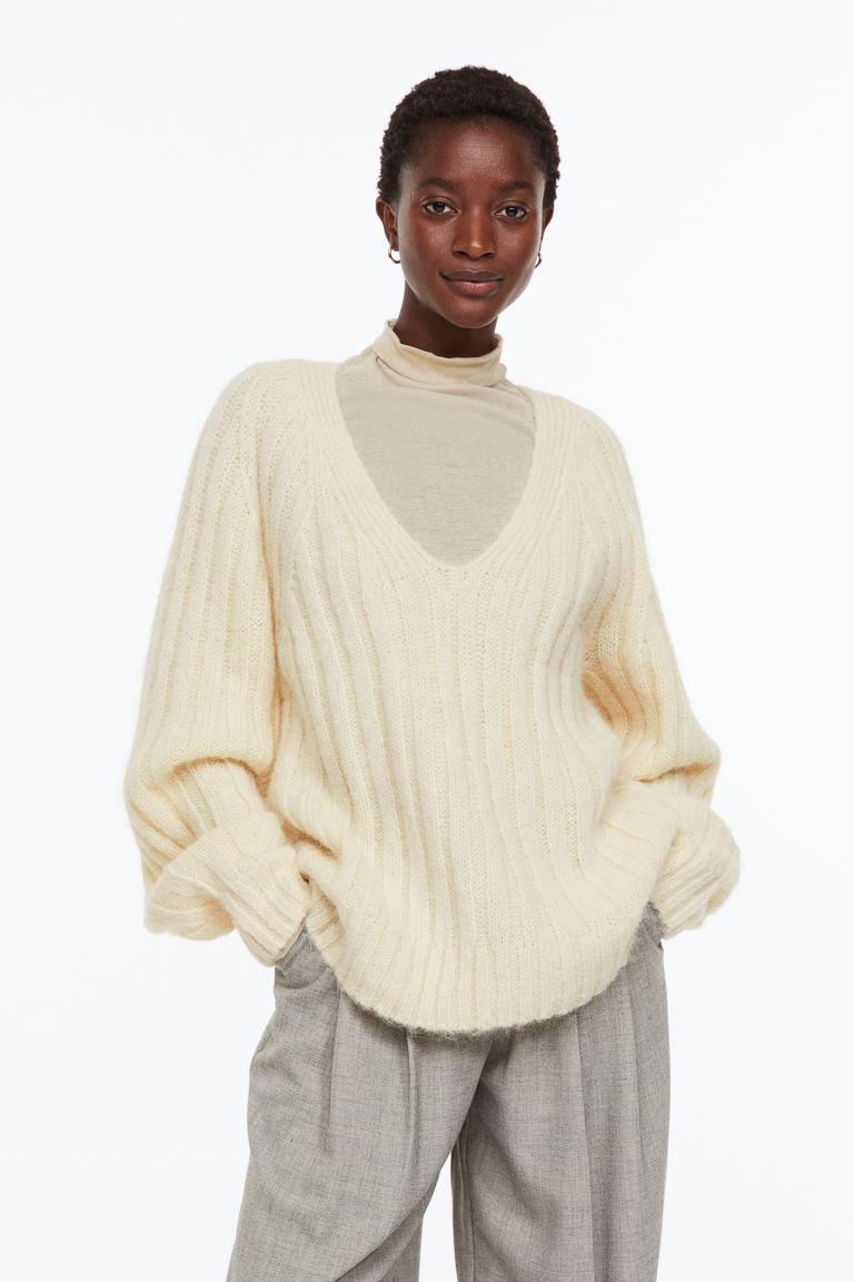 

Пуловер женский H&M 1044373001 белый S (доставка из-за рубежа), 1044373001