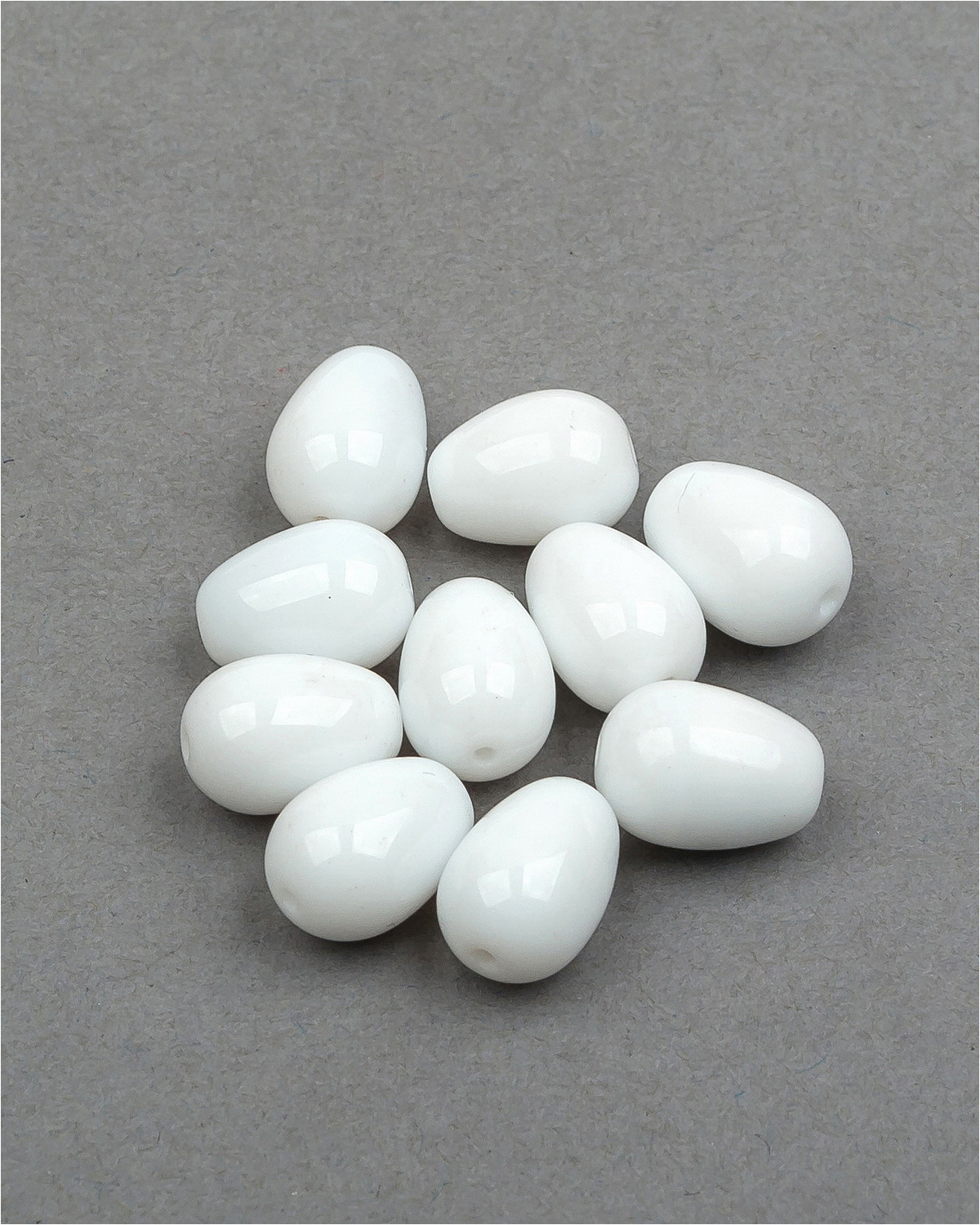 

Чешские бусины Czech Beads капля Glass drops, 11х8 мм, Chalk White 10 шт, Разноцветный, Drops Beads
