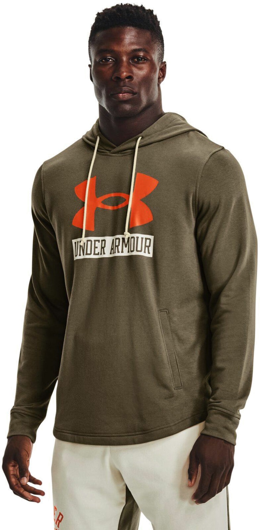 Худи мужское Under Armour 1370390-361 зеленое SM