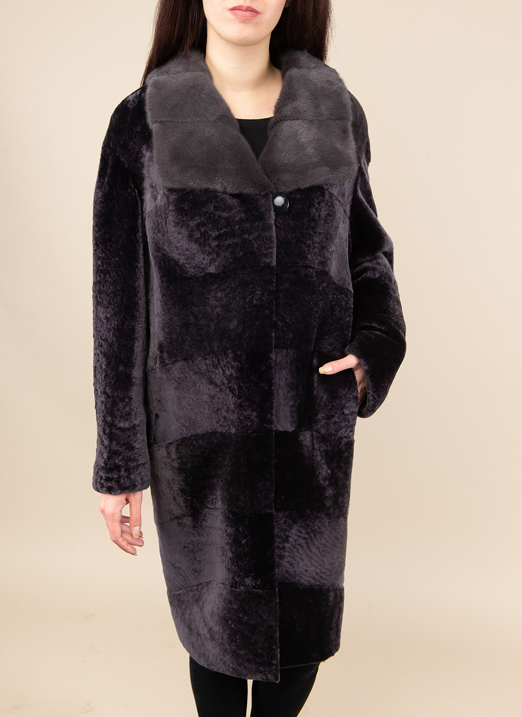 

Пальто женское Alfafur 49531 серое 50 RU, 49531